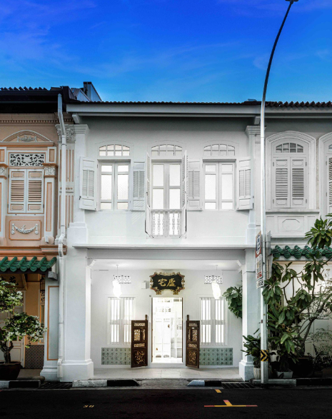 HOT!! Căn hộ Shophouse chân đế The Senique Hanoi bán gấp, hướng Tây, giá tốt